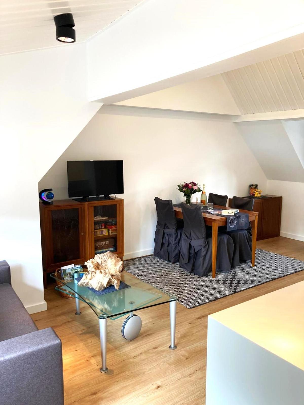 Zentrales Modernes Apartment, Naehe Zoo Und Stadion Dortmund Luaran gambar