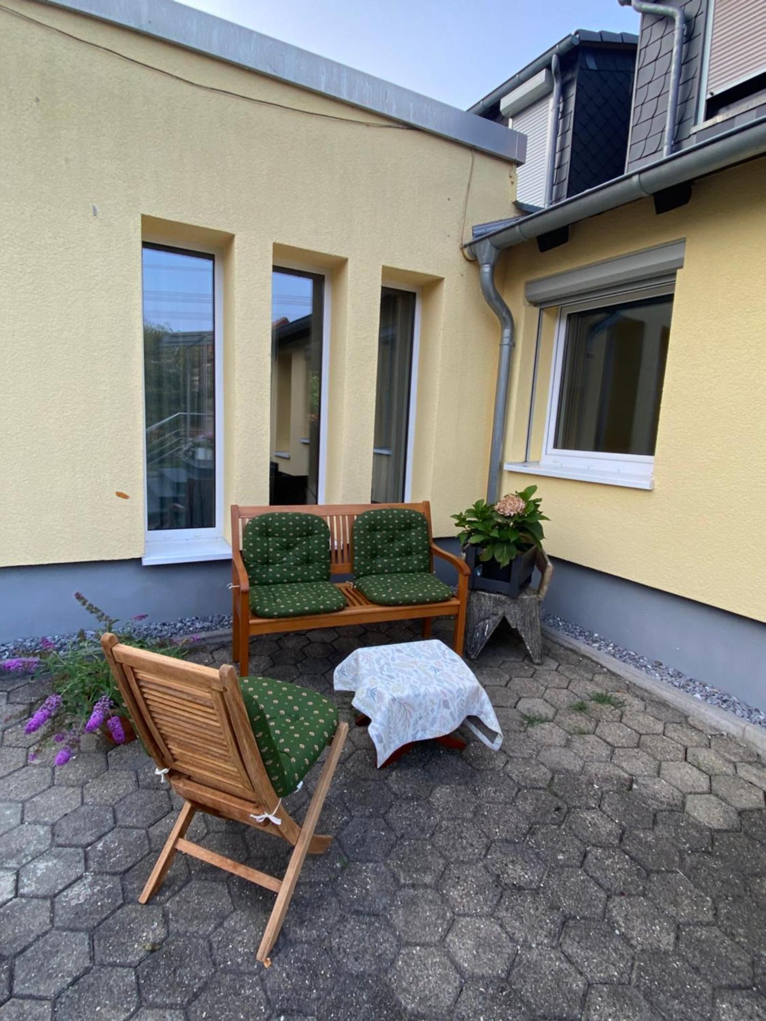 Zentrales Modernes Apartment, Naehe Zoo Und Stadion Dortmund Luaran gambar